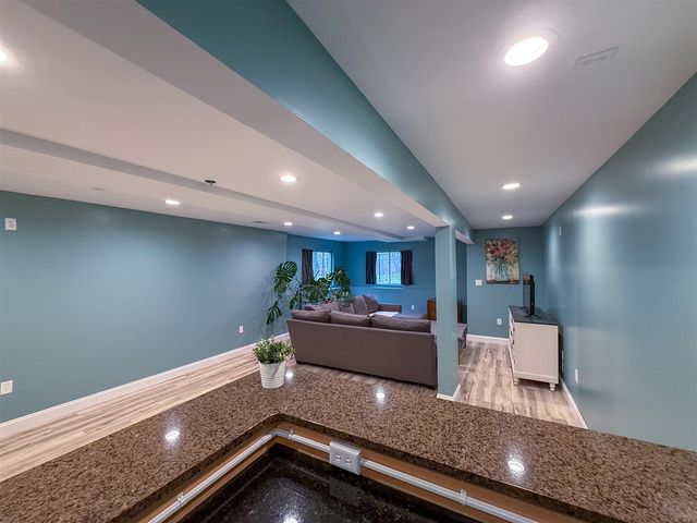 49114 Beulah Way, Mattawan, MI 49071