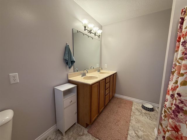 49114 Beulah Way, Mattawan, MI 49071