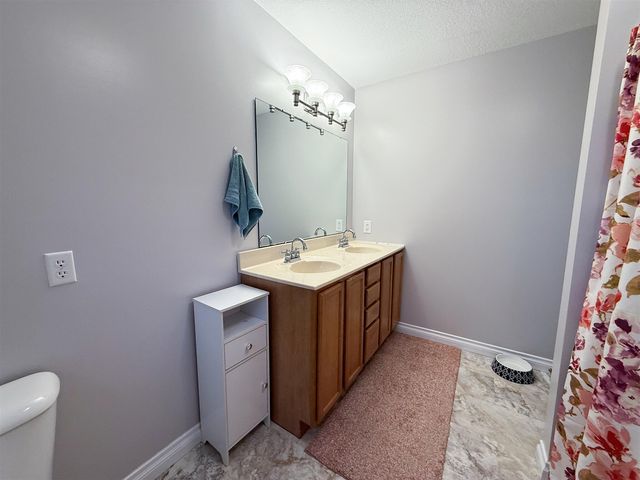 49114 Beulah Way, Mattawan, MI 49071