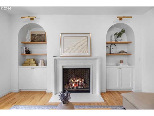 7783 Sw LAIRD Pl, Beaverton, OR 97007