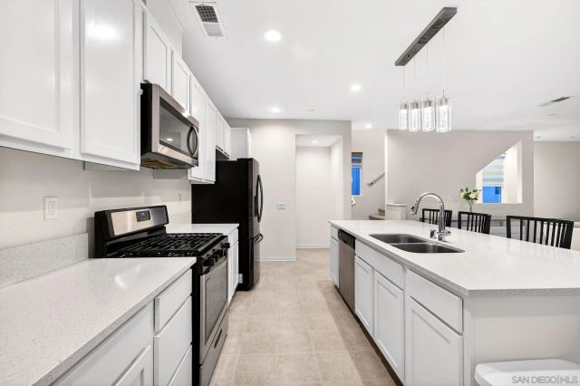 1480 Boracay Dr, Chula Vista, CA 91915