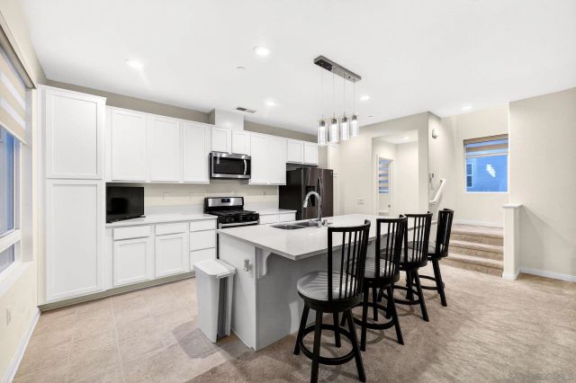 1480 Boracay Dr, Chula Vista, CA 91915