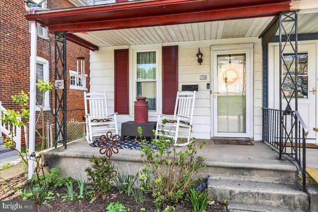 258 E WALNUT ST, Kutztown, PA 19530