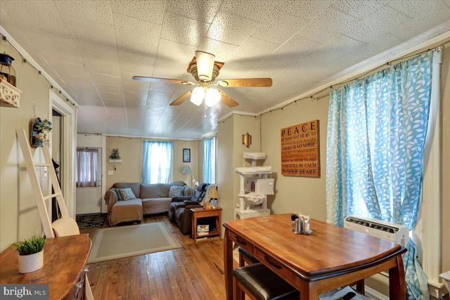 258 E WALNUT ST, Kutztown, PA 19530