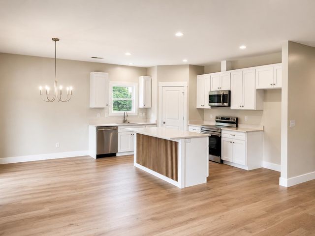 461 Cooley Springs School Road, Chesnee, SC 29323
