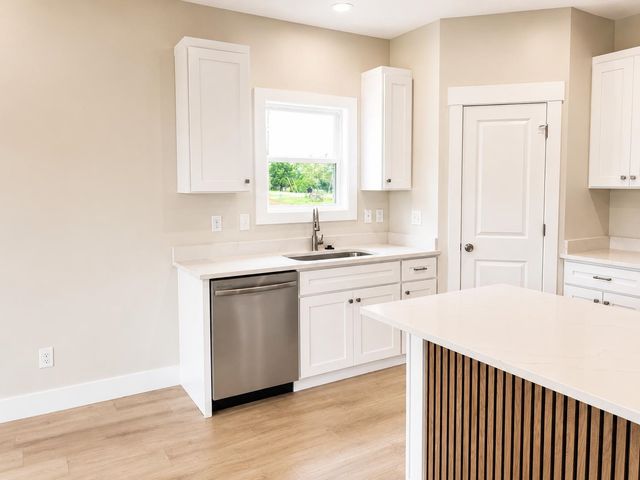 461 Cooley Springs School Road, Chesnee, SC 29323