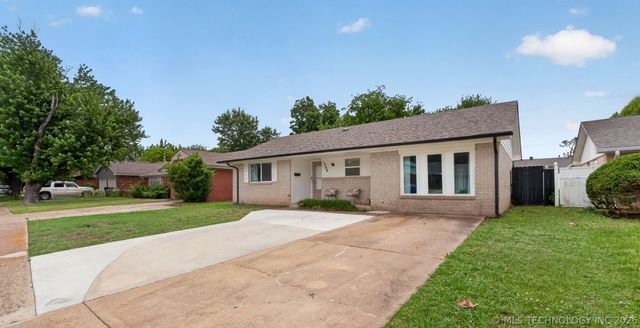 1304 E Boyd Street, Norman, OK 73071