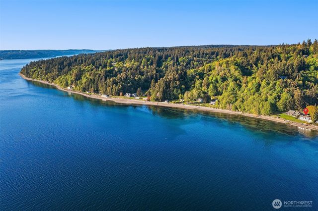 13967 SW 248th Street, Vashon, WA 98070