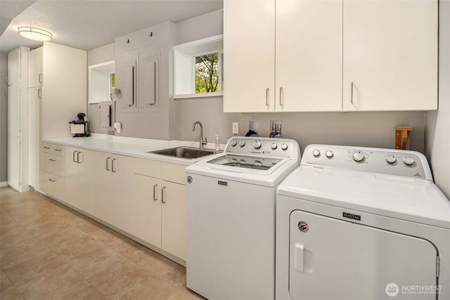 13967 SW 248th Street, Vashon, WA 98070