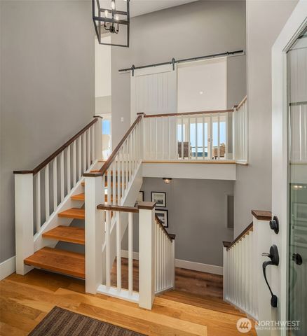 13967 SW 248th Street, Vashon, WA 98070