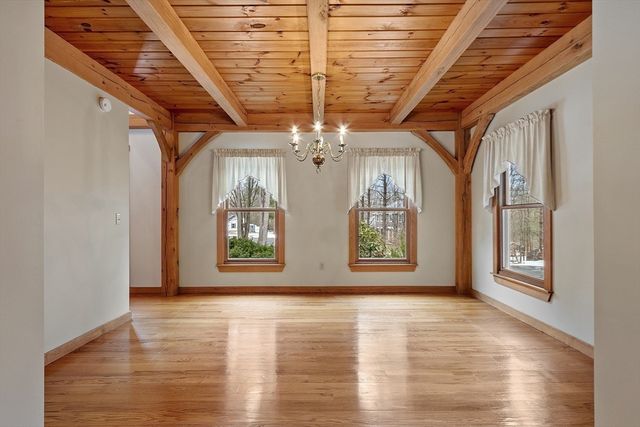 5 Blueberry Hill Ln, Westminster, MA 01473