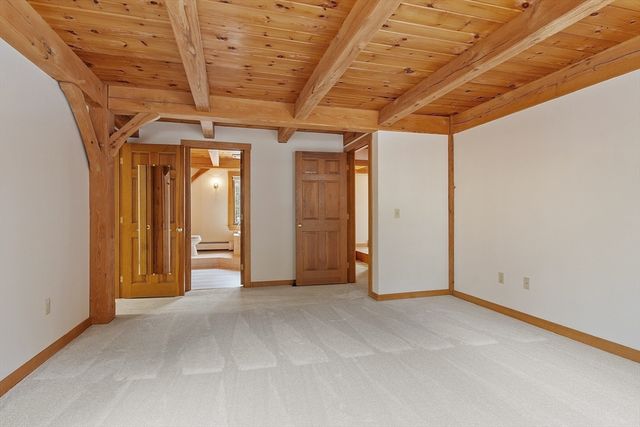 5 Blueberry Hill Ln, Westminster, MA 01473