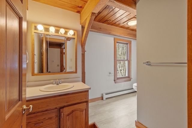 5 Blueberry Hill Ln, Westminster, MA 01473