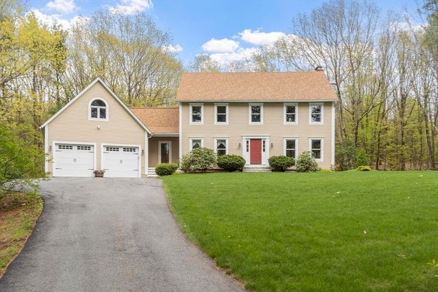 5 Blueberry Hill Ln, Westminster, MA 01473