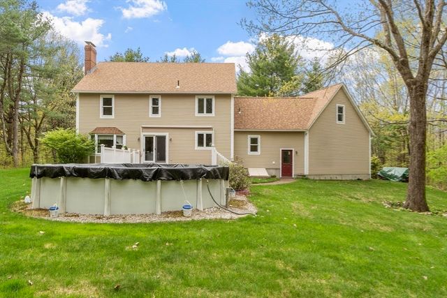 5 Blueberry Hill Ln, Westminster, MA 01473