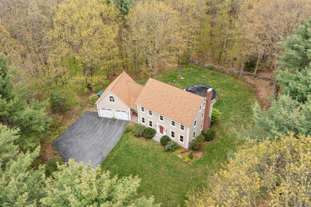 5 Blueberry Hill Ln, Westminster, MA 01473
