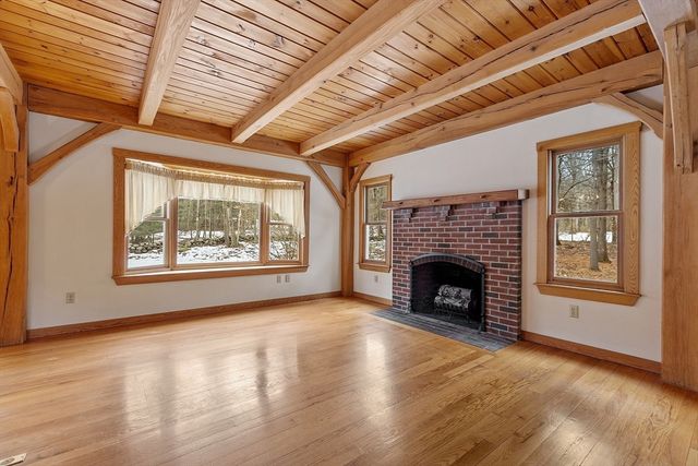 5 Blueberry Hill Ln, Westminster, MA 01473