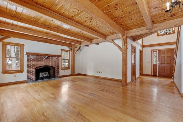 5 Blueberry Hill Ln, Westminster, MA 01473