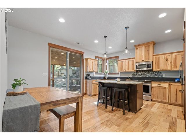 13135 Se WINSTON Rd, Damascus, OR 97089