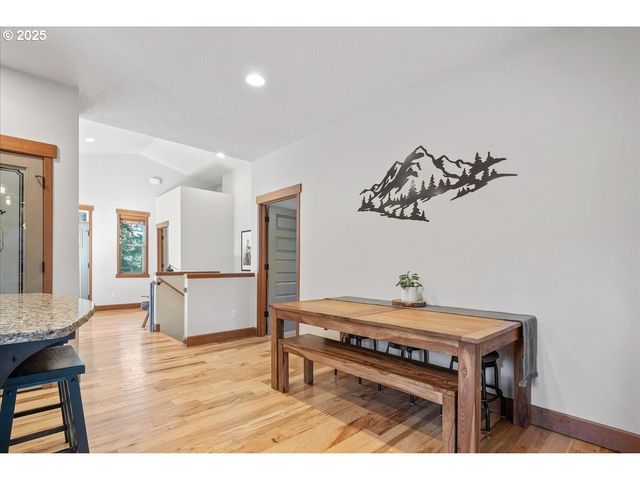 13135 Se WINSTON Rd, Damascus, OR 97089