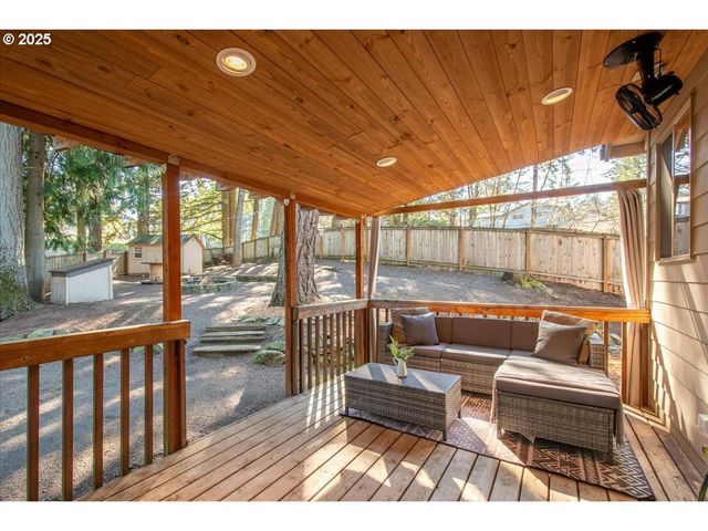 13135 Se WINSTON Rd, Damascus, OR 97089