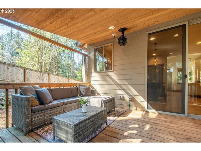 13135 Se WINSTON Rd, Damascus, OR 97089