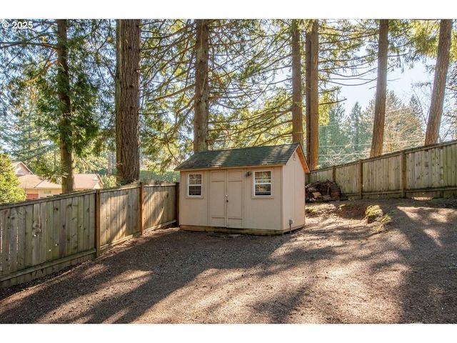 13135 Se WINSTON Rd, Damascus, OR 97089