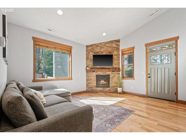 13135 Se WINSTON Rd, Damascus, OR 97089