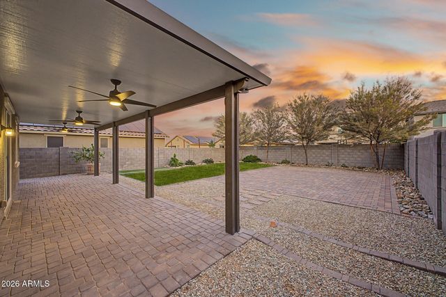 17561 W VILLA HERMOSA Lane, Surprise, AZ 85387