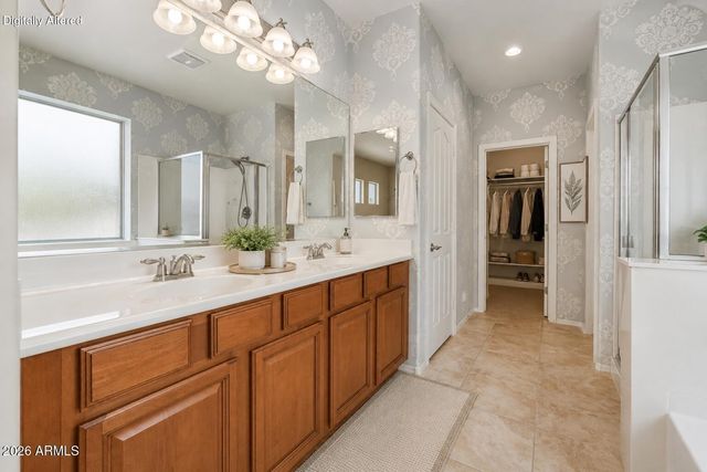 2946 E SANTA FE Lane, Gilbert, AZ 85297