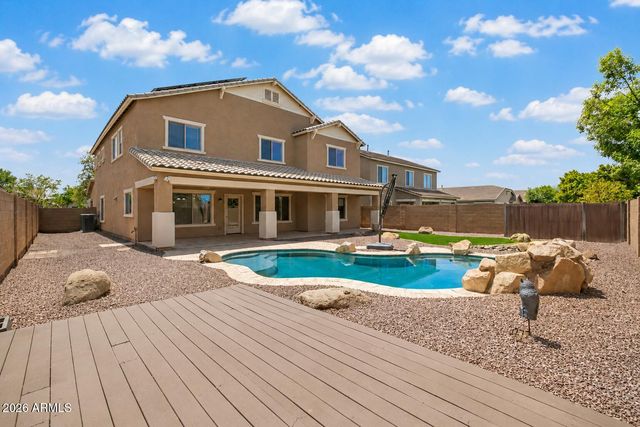 2946 E SANTA FE Lane, Gilbert, AZ 85297
