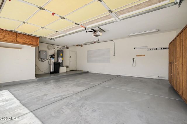 2946 E SANTA FE Lane, Gilbert, AZ 85297