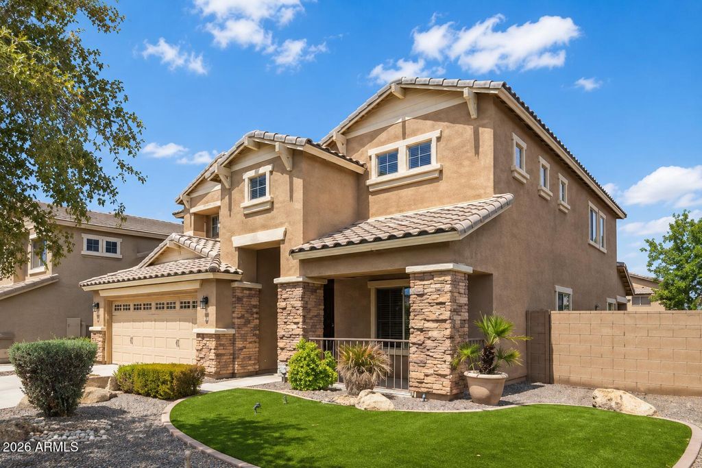 2946 E SANTA FE Lane, Gilbert, AZ 85297