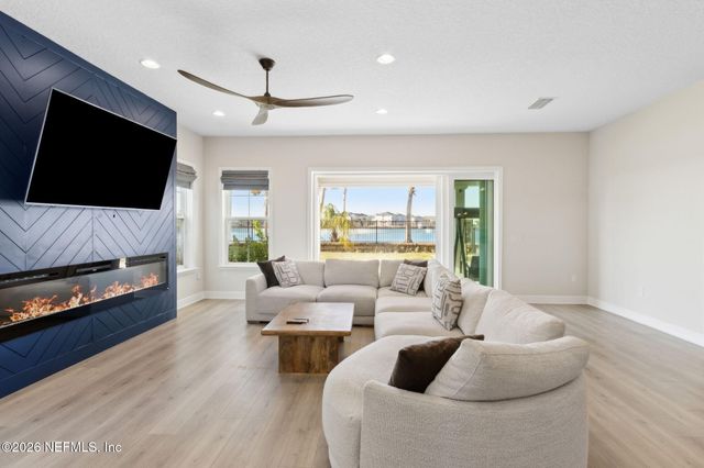 401 MARQUESA CIR Circle, St. Johns, FL 32259