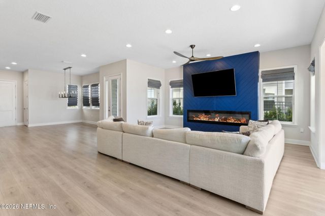 401 MARQUESA CIR Circle, St. Johns, FL 32259