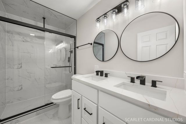 1041 N Elmwood Drive, Aurora, IL 60506