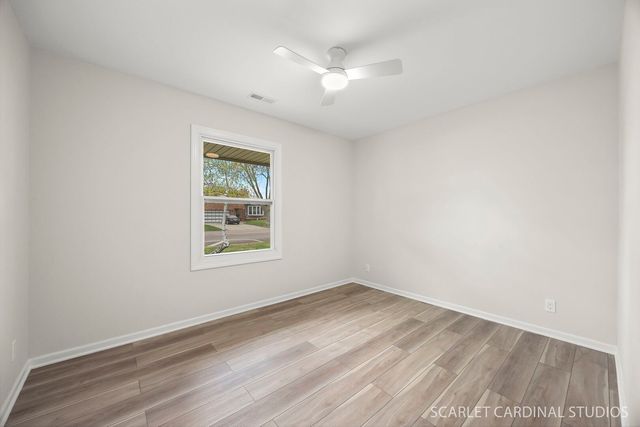 1041 N Elmwood Drive, Aurora, IL 60506