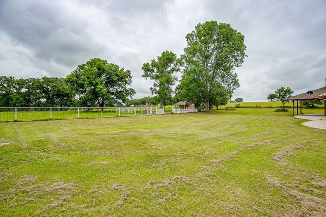 1288 Fm 67, Covington, TX 76636