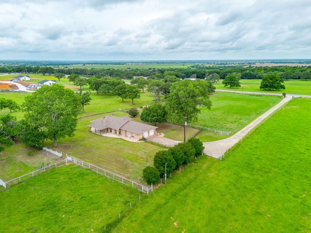 1288 Fm 67, Covington, TX 76636
