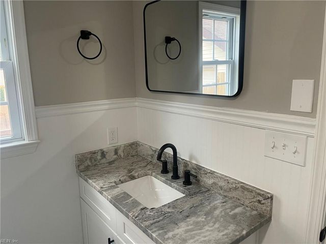 3501 Creig ST, Portsmouth, VA 23707