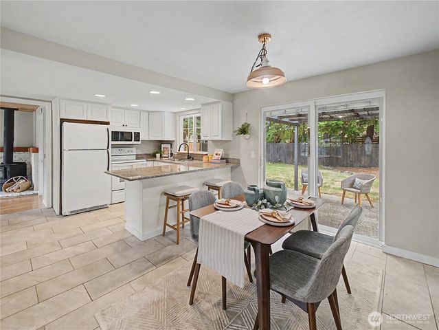 11822 Carter Avenue SW, Port Orchard, WA 98367