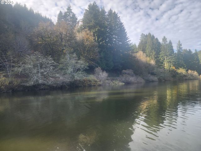 0 N Tenmile, Lakeside, OR 97449