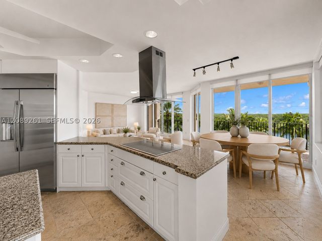 13627 Deering Bay Dr 404, Coral Gables, FL 33158