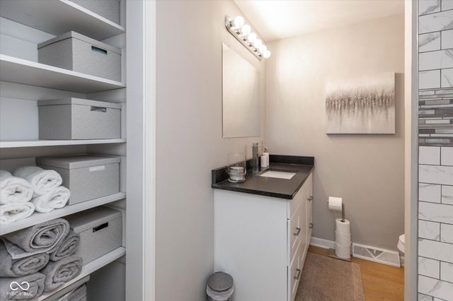 421 E City Center Drive, Carmel, IN 46032