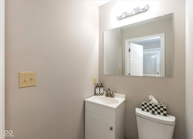 421 E City Center Drive, Carmel, IN 46032