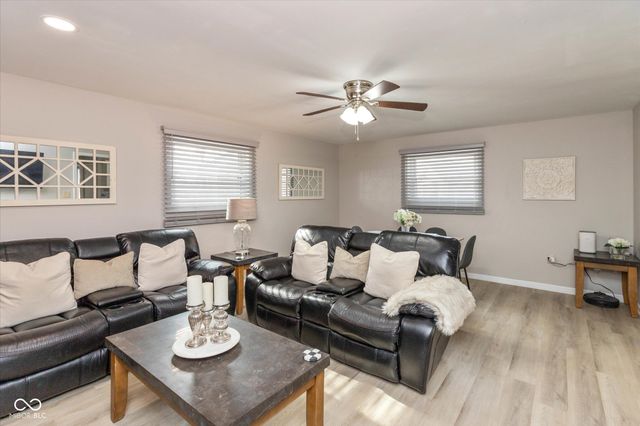 421 E City Center Drive, Carmel, IN 46032