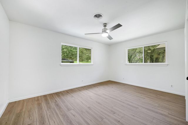 5912 Highland Hills DR, Austin, TX 78731