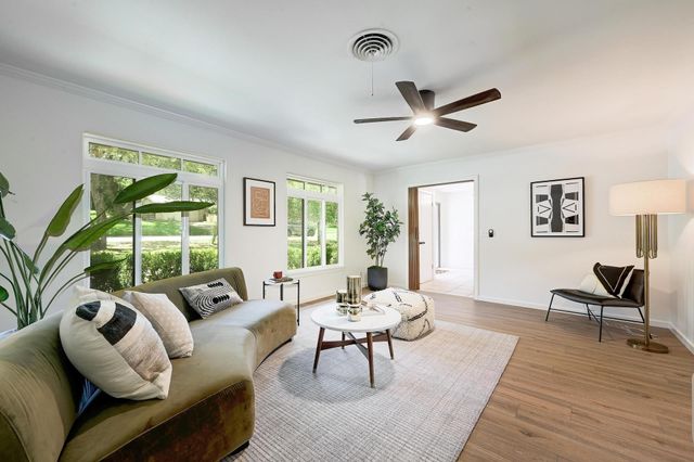 5912 Highland Hills DR, Austin, TX 78731