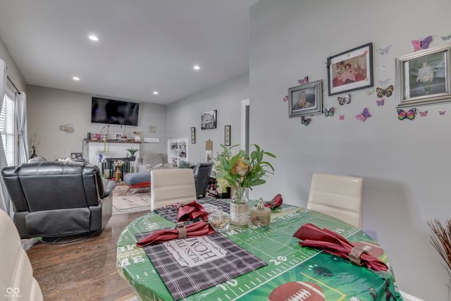 20 Colescott Street, Shelbyville, IN 46176