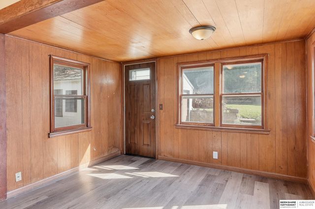 3503 N 55th Street, Omaha, NE 68104